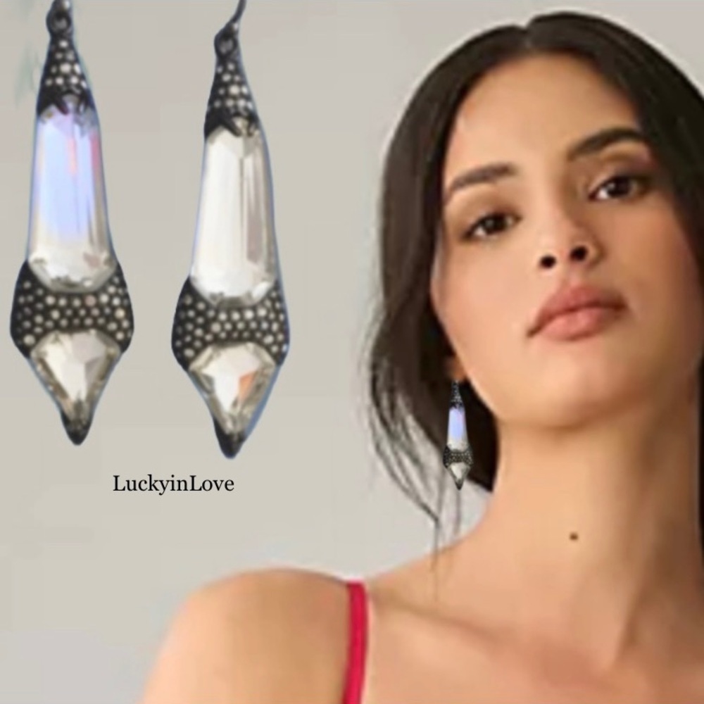 ALEXIS BITTAR • Black Miss Havisham Crystal
Encrusted Spear Drop Earrings - Picture 9 of 14